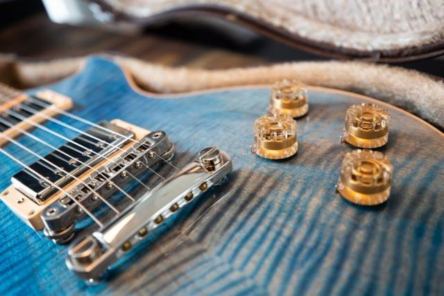 Nettoyage de la guitare : corps, touche, frettes et cordes pas à pas Nettoyage de la guitare : corps, touche, frettes et cordes pas à pas